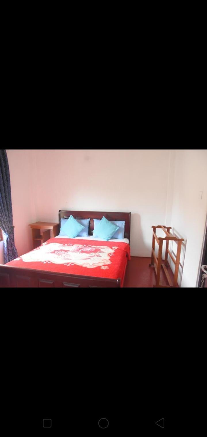 The Train View Bed & Breakfast Нувара Елия Екстериор снимка