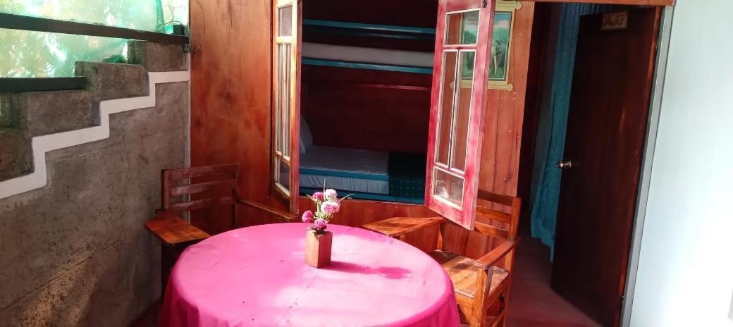 The Train View Bed & Breakfast Нувара Елия Екстериор снимка