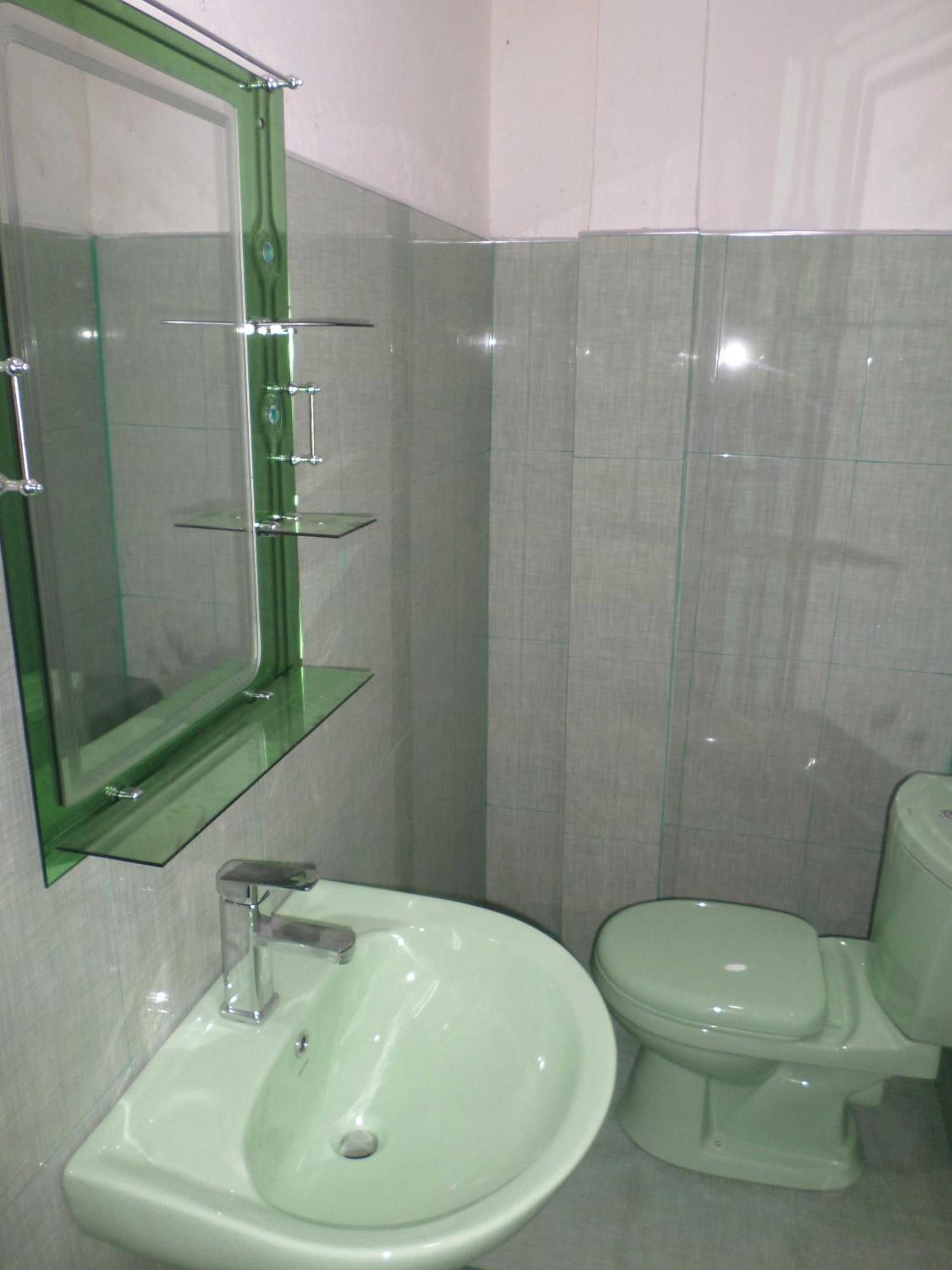The Train View Bed & Breakfast Нувара Елия Екстериор снимка